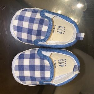 Baby shoes